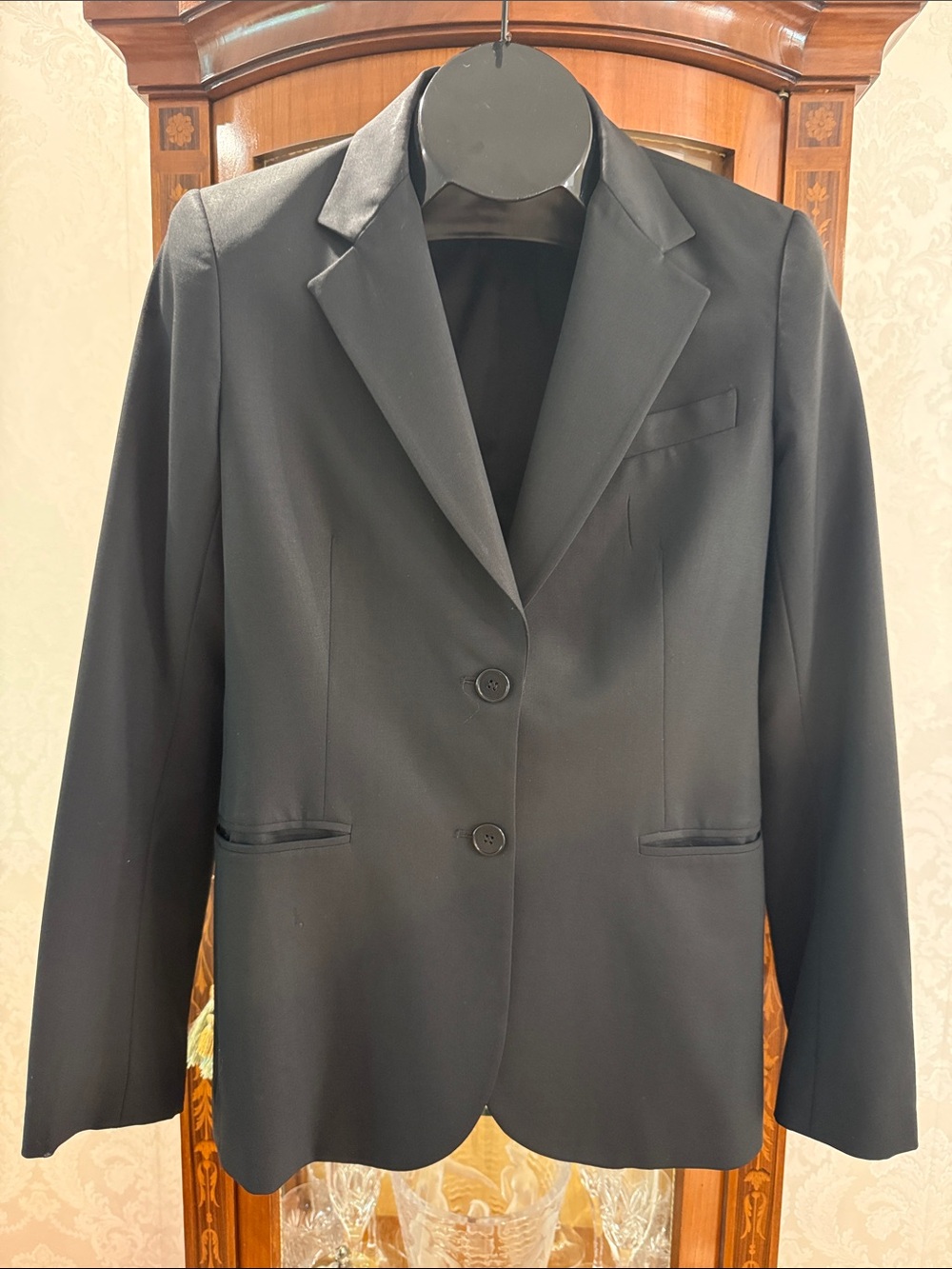 Theory Black Notch-Lapel Two-Button Blazer